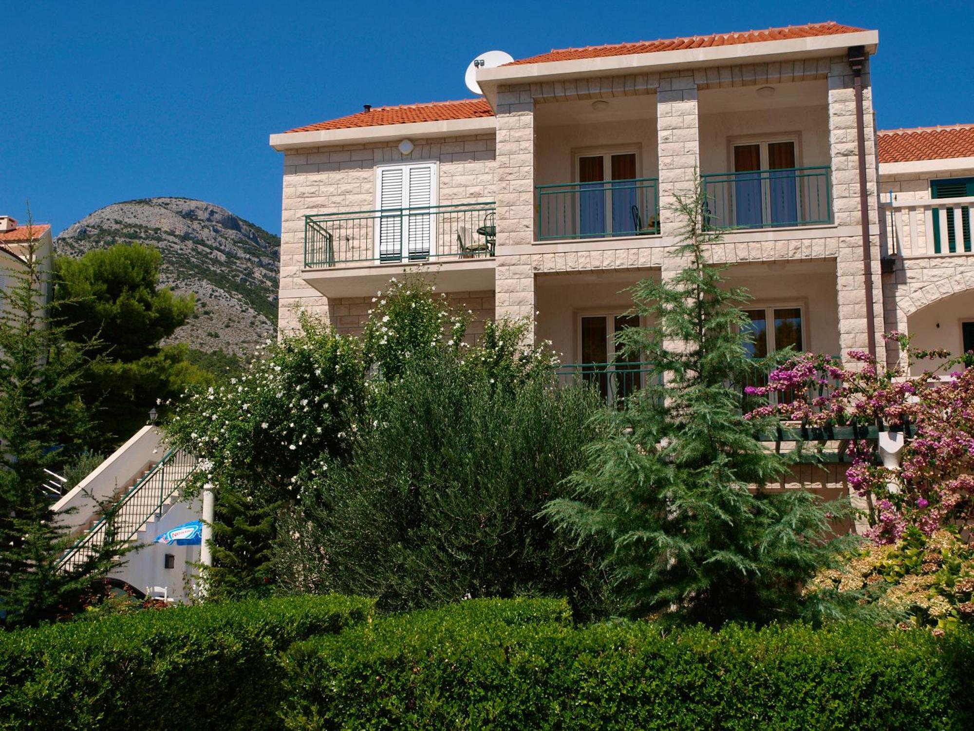 Villa Jasmin Бол Экстерьер фото